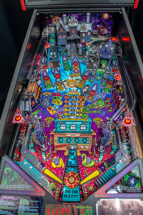 ELVIRA HOUSE OF HORRORS PREMIUM by Stern Pinball