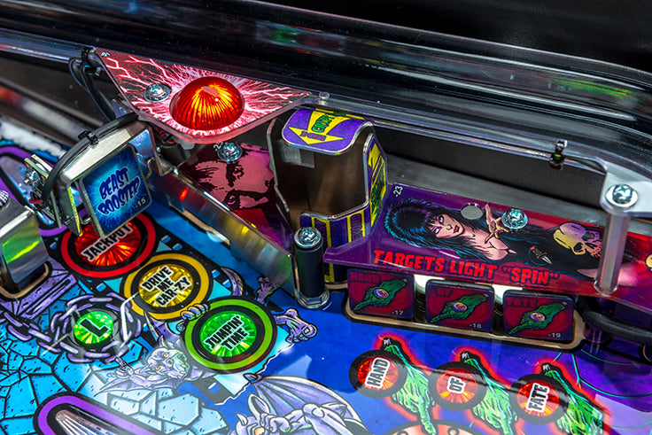 ELVIRA HOUSE OF HORRORS PREMIUM by Stern Pinball